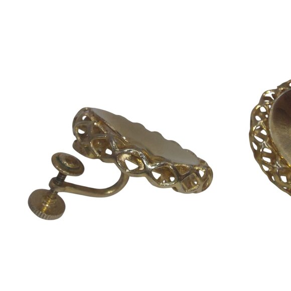 Vintage Gold-Tone Spiral Screw Back Earrings With Lattice Edge - Picture 3 of 4